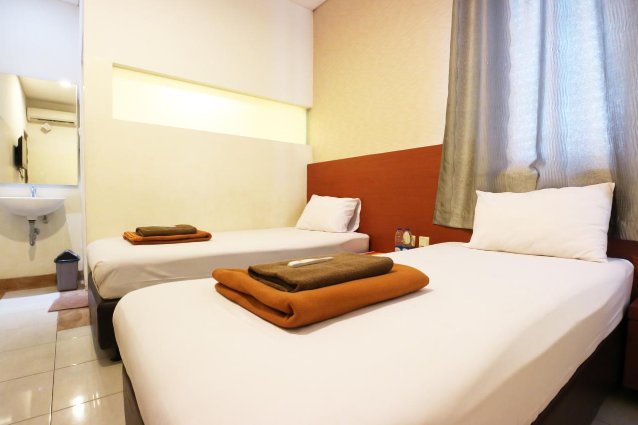 Mirah Hotel Cakarta Dış mekan fotoğraf