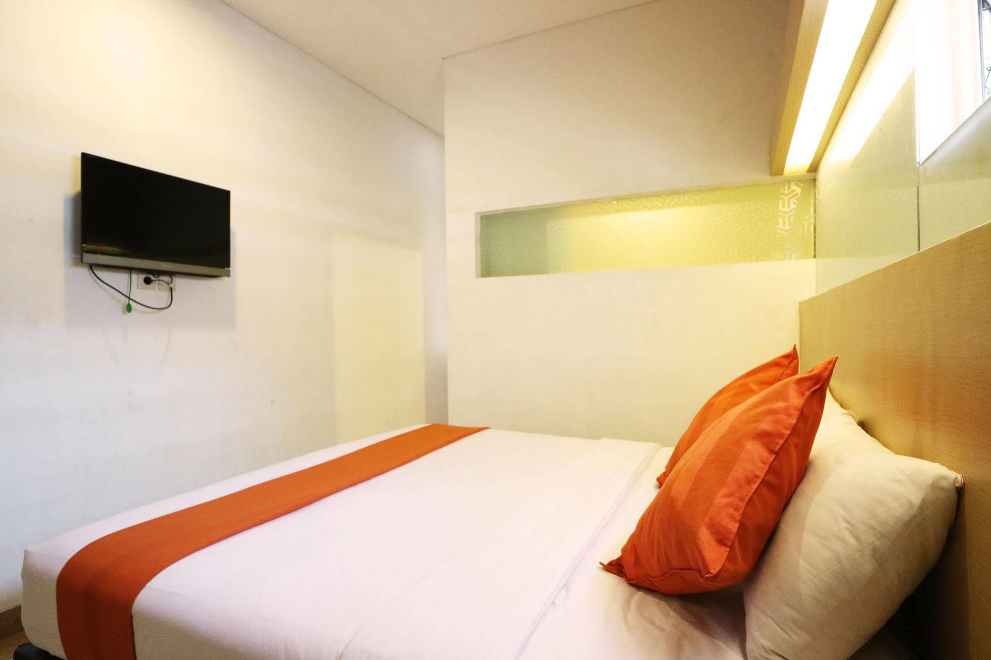 Mirah Hotel Cakarta Dış mekan fotoğraf